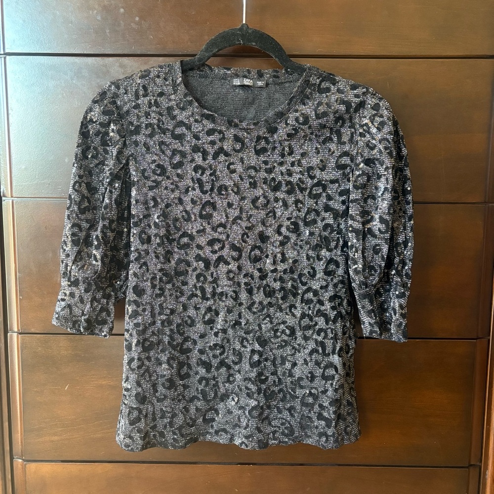 (NWOT) Zara Black sequins Animal Print Top